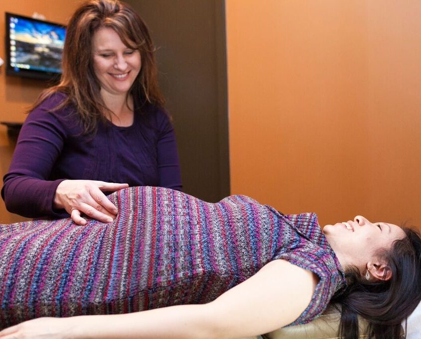 Dr. Shaw has been working with pregnant moms since 2007. Her training and certification in Webster technique supports Moms in all stages of pregnancy.